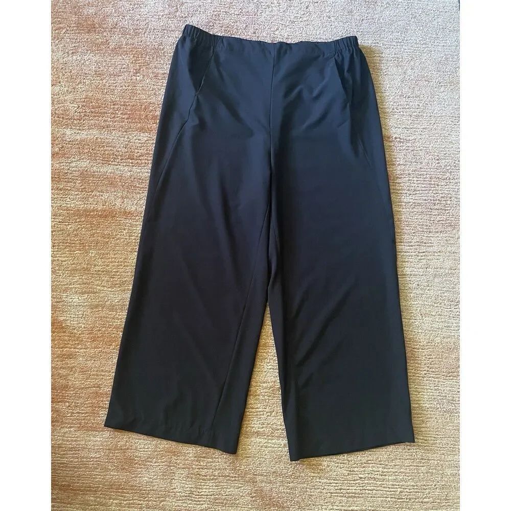 Joan Vass Women Black Straight Leg Cropped Stretch Very light and thin Pants L